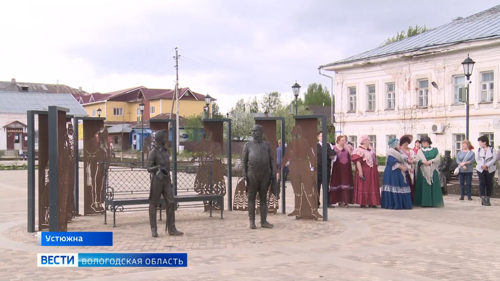 В Устюжне отремонтировали знаменитую Торговую площадь